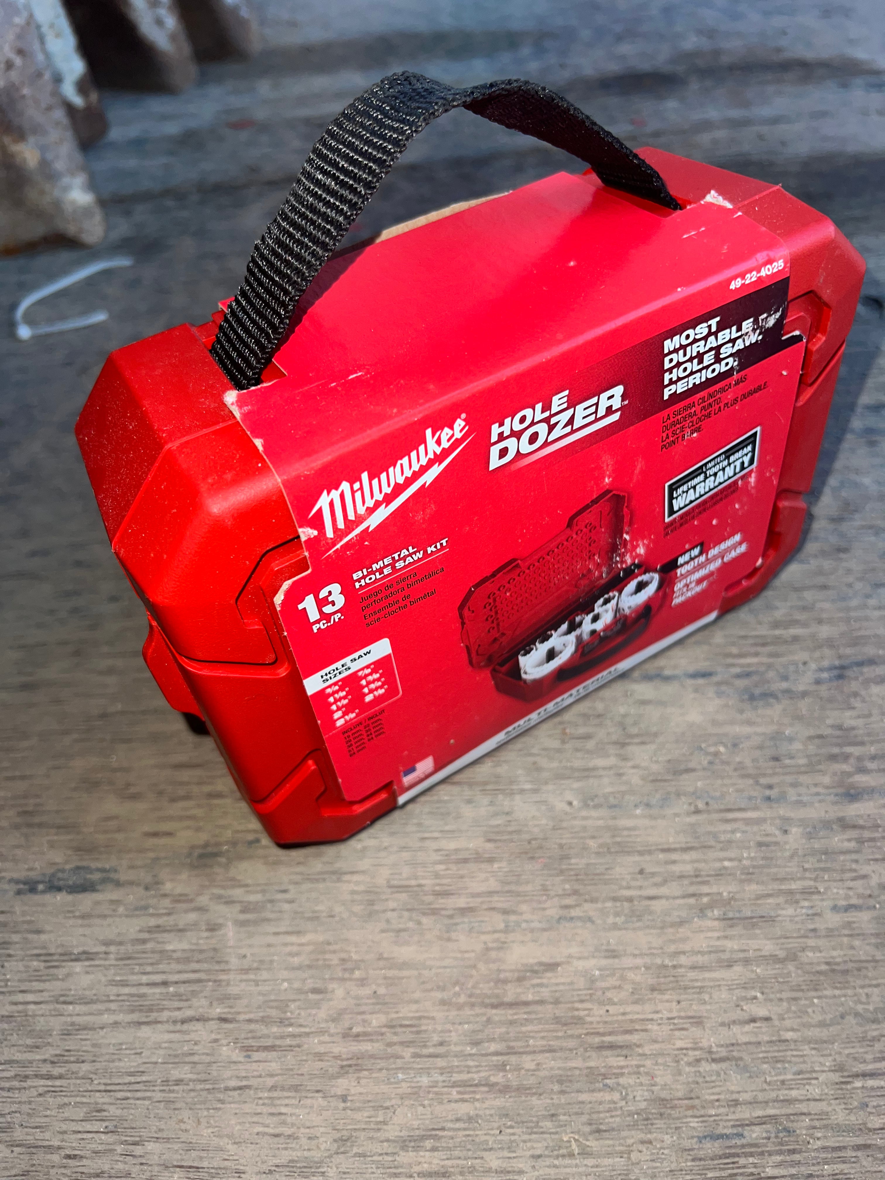 Milwaukee Hole Dozer 13 piezas.